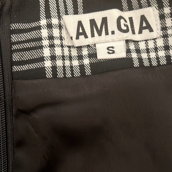 I.AM.GIA Madison Plaid Mini Skirt Small - Picture 4 of 12